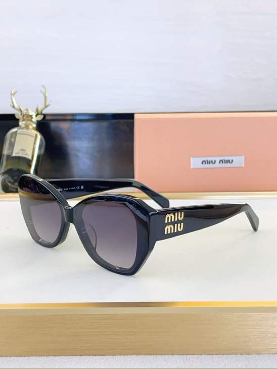 Picture of Miu Miu Sunglasses _SKUfw80050179fw